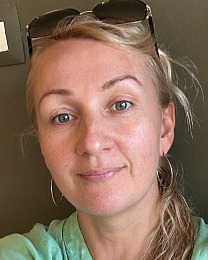 Natalia, your massage therapist